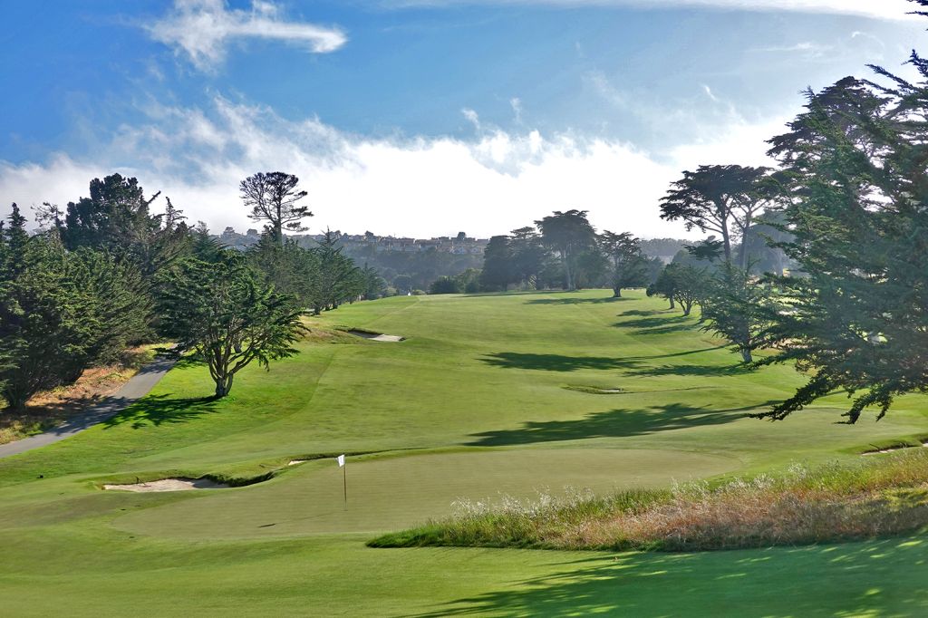17th Hole at The California Golf Club of San Francisco (567 Yard Par 5)